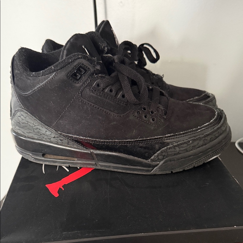 Jordan 3 black cat